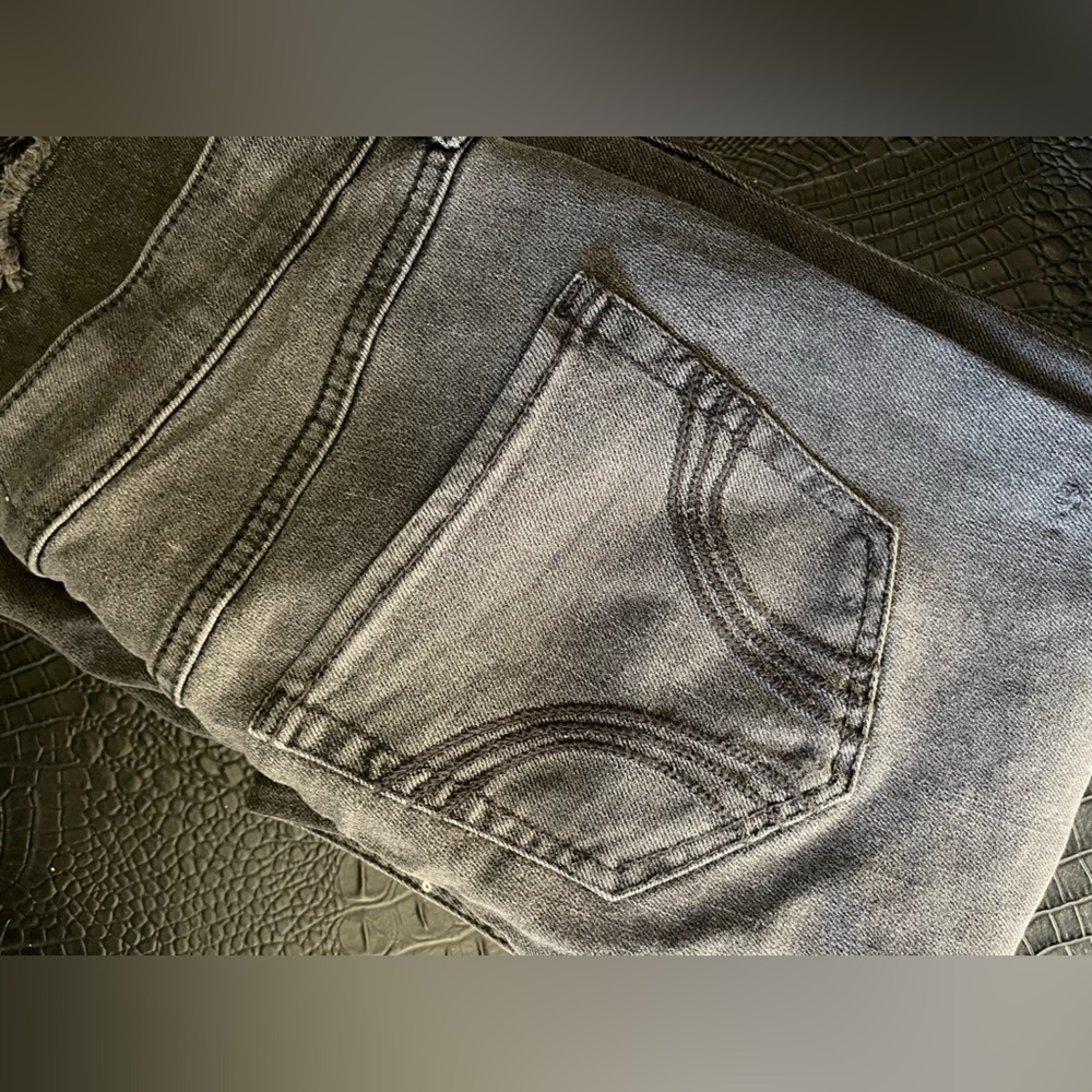 Hollister Black High Waist Flare Denim Jeans - Picture 6 of 6